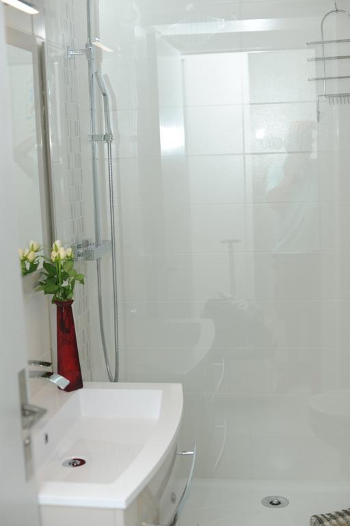 L'Azur Promenade Apartment Nice Bagian luar foto